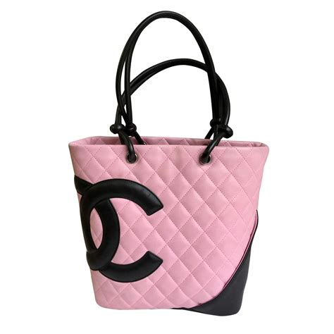 chanel purse with pink lining